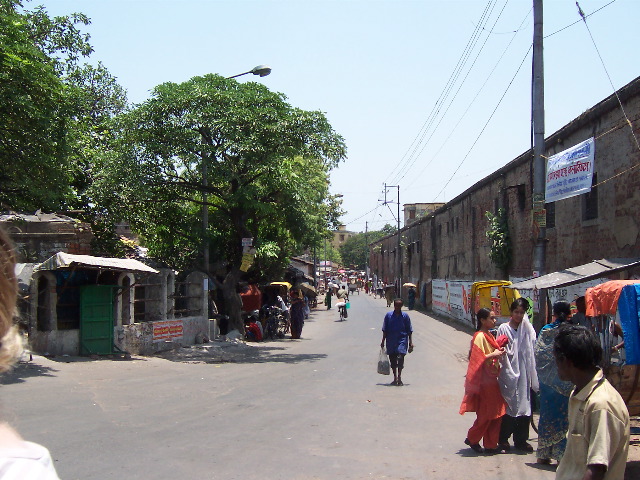 way to Shanti Dan